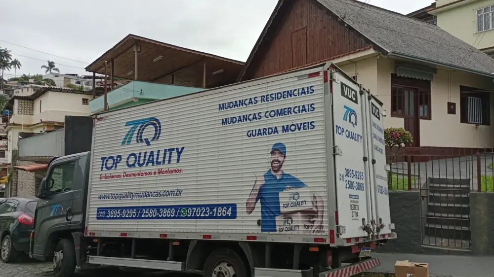 Mudanças RJ: mudança em apartamento exige autorização do condomínio?