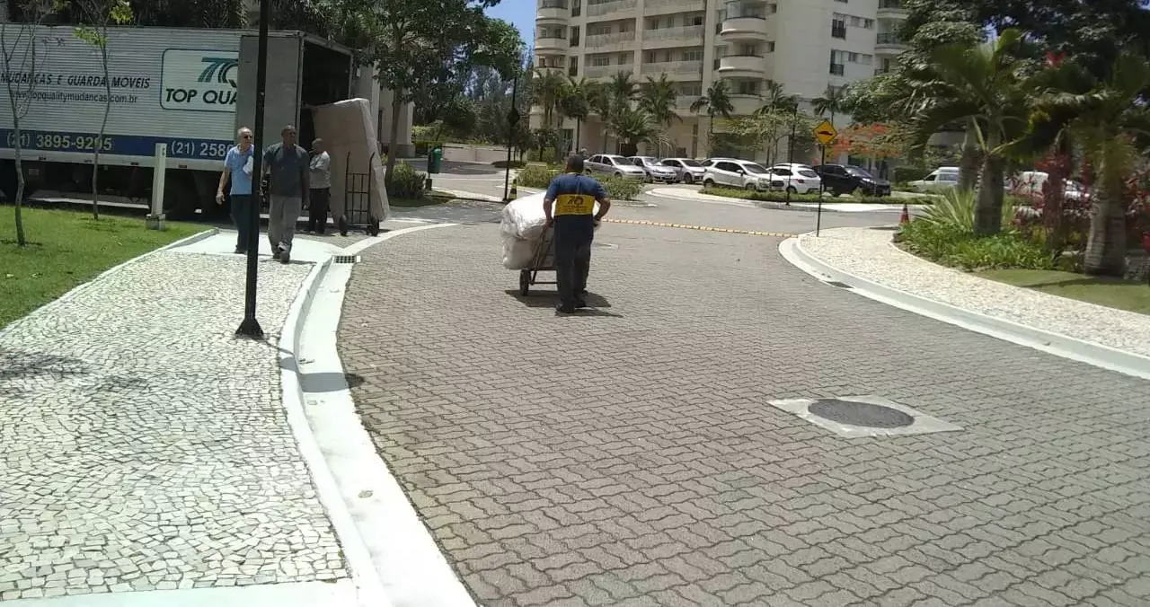 Mudanças RJ: como funciona a logística de mudanças em condomínios residenciais